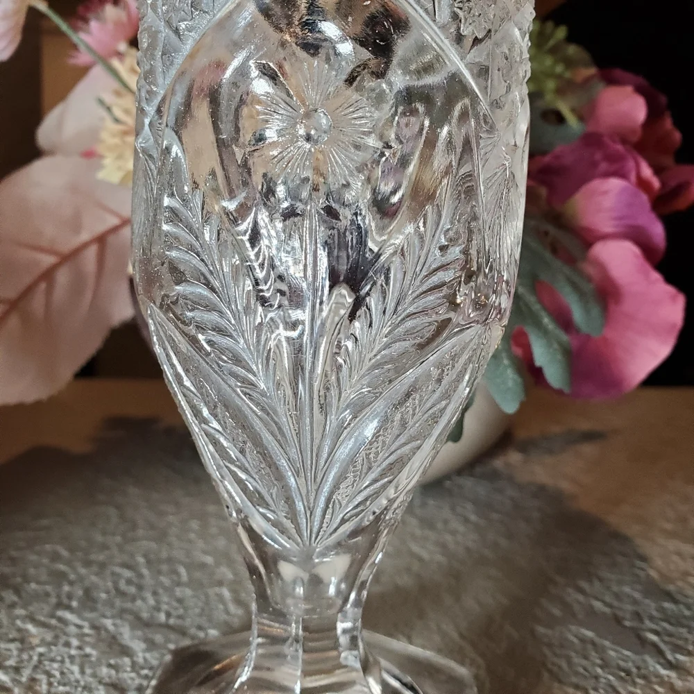 Vintage Clear Crystal Floral Tulip Vase